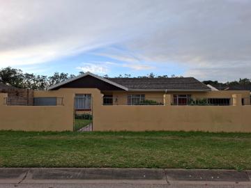 R9,500 pm 3 Bedroom House To Let in Kabega