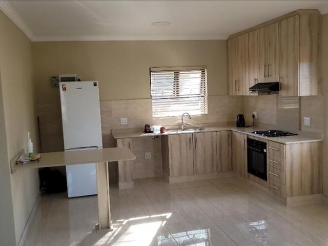 R9 750 | 2 Bedroom Apartment / Flat For Rent in Sherwood, Durban