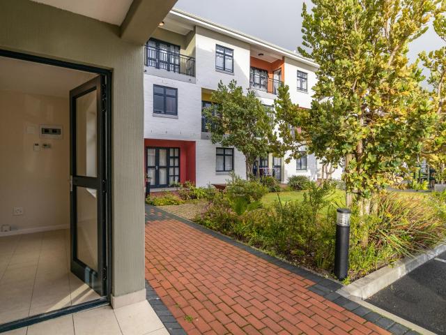 R9 000 | 1 Bedroom Apartment / Flat For Rent in Diep River, Cape Town