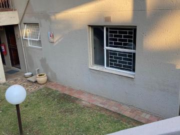 R9 350 | 3 Bedroom Townhouse For Rent in Vanderbijlpark SW 5, Vanderbijlpark