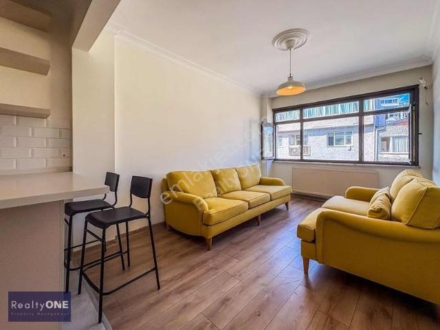 R one Akaretler'e Yürüme Mesafesinde 2+1 Kiralık Daire