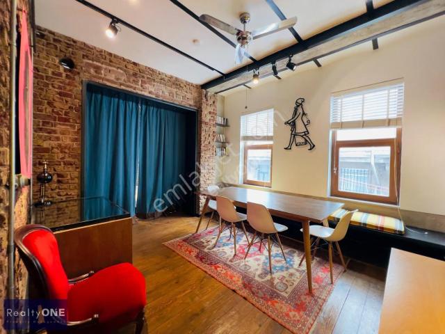 R one Beyoğlu Tüm Faturalar Dahil Balkonlu Kiralık Daire eng