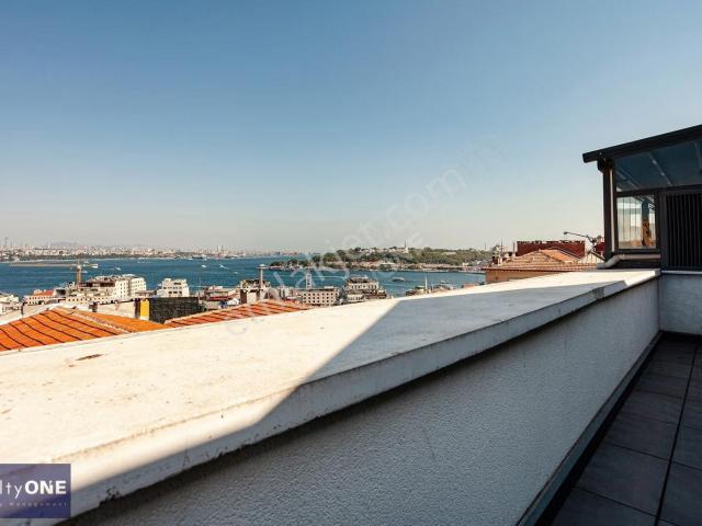 R one Galata Kulesi Ve Boğaz Manzaralı Dubleks Satılık Daire eng