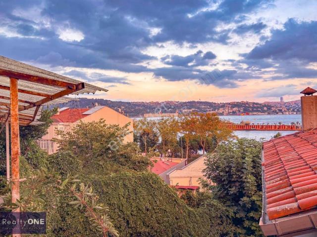 R one Kuruçeşme'de Deniz Manzarasıyla Satılık Daire