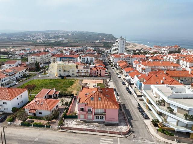 R. das Caravelas 18, 2530 Lourinhã, Portugal, Lourinhã, Lisbon 2530 223