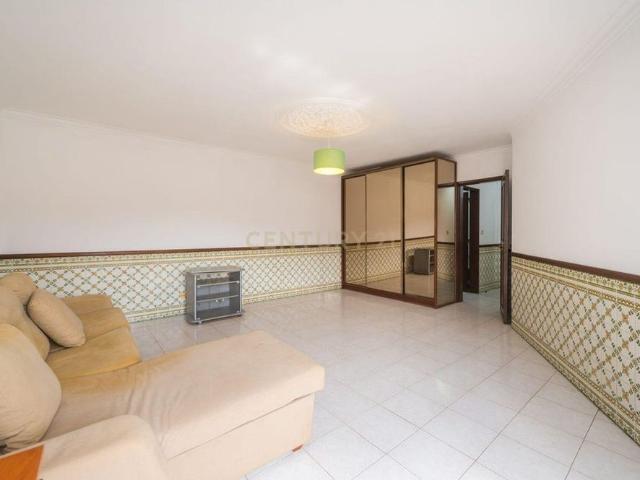 R. Dona Maria II 11, Cacém, Portugal, Cacém e São Marcos, Coimbra 2735 295