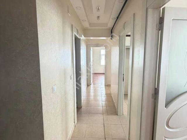 R E N K Ten Erdem Koleji Arkası Memur Şartlı 2+1 Kiralıkdaire