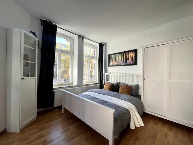 R&L Apartment Karl Heine OG Studio, Leipzig Amsterdam Apartments for Rent