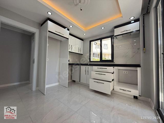 R.WORKTEN HARİKA LOKASYONDA 3+1 110 M2 YÜKSEK GİRİŞ