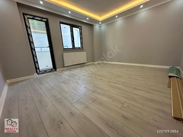 R.WORKTEN MARMARAYA 5 DK 2+1 LÜKS GİRİŞ DAİRE