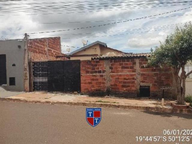 R$ 71.396,86 Casa MG ITURAMA RES VERA LUCIA ELIAS