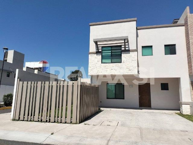 RCR CASA RENTA RIVELLO LA VISTA