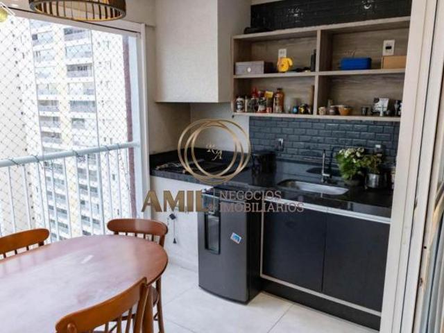 RA AMIL Vende Apartamento Semimobiliado, 02 Suítes, 100m², Varanda gourmet e Ar condicionado, Splend