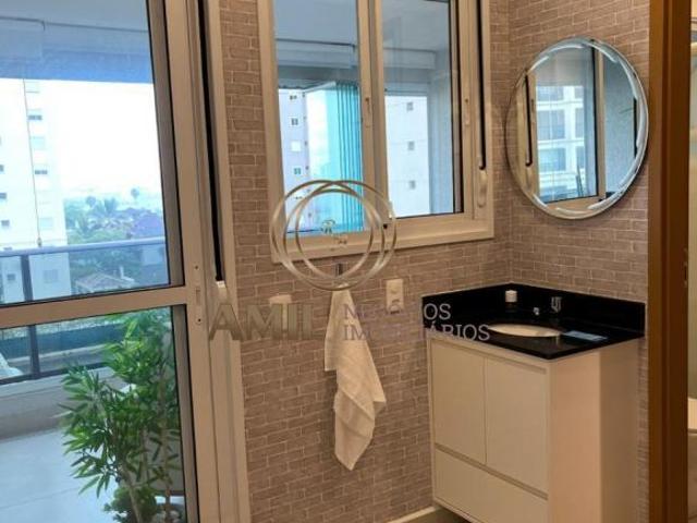 RA AMIL VENDE SE Apartamento de 01 Dormitório, Mobiliado, 40m², com Varanda no Edifício Moriah Aqua