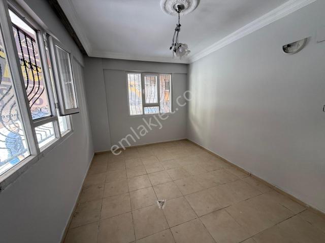 Çırağan’dan Süleymaniye Meydanı Civarı 2+1 Giriş Kat Daire