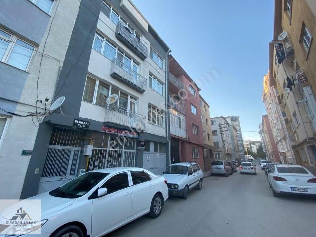 Çırağan Emlak'tan Hayriye Mahallesi Bakımlı 3+1 Daire