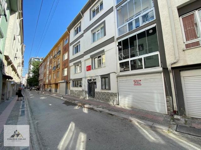 Çırağan Emlak'tan İhsaniye Mah.özel Yapım Lüx 4+1 Dublex Daire