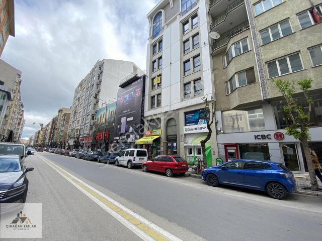 Çırağan Emlak'tan Sakarya 1 Cad.çarşı Merkez Lüx 1+1 Daire/ofis