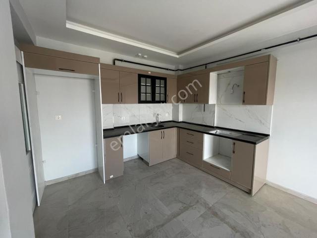 Ra Gayrimenkul Yaramış Mh.site İçerisinde Satılık 3+1