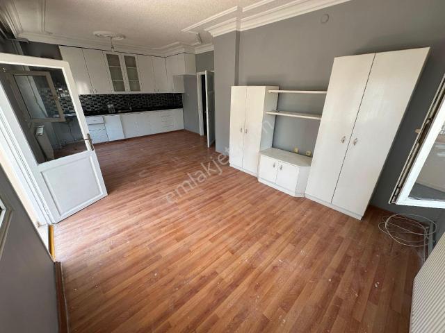 Ra Gayrimenkulden Şehitishak Mahallesi 4+1 Kiralık