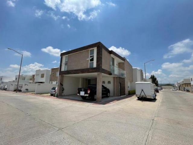 RAM CASA EN VENTA EN RICÓN DEL PILAR