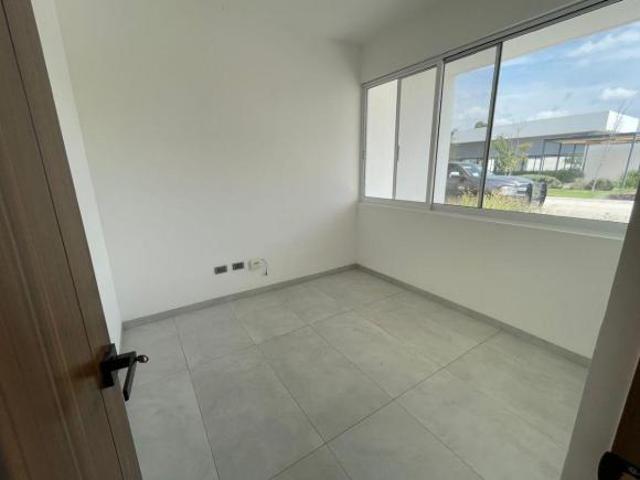 RAM ¡Casa en Renta! Calidad, confort y excelente ubicación en Condominio Zibá