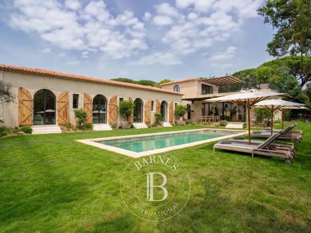 RAMATUELLE PAMPELONNE 6 CHAMBRES PISCINE