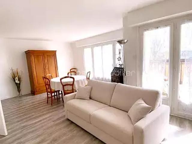 Rambouillet 78120 Achat / Vente appartement 5 pièces t5 au dernier étage balcon