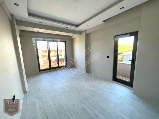 Ram'den Hasan Basri'de Ayrı Mutfaklı Ara Kat 2+1 Kiralık Daire