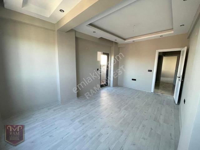 Ram'den Hasan Basri'de Ayrı Mutfaklı Sıfır 2+1 Kiralık Daire