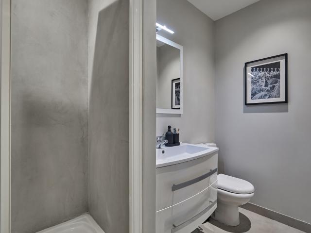 Rameo 2 bedrooms with balcony in Trocadéro
