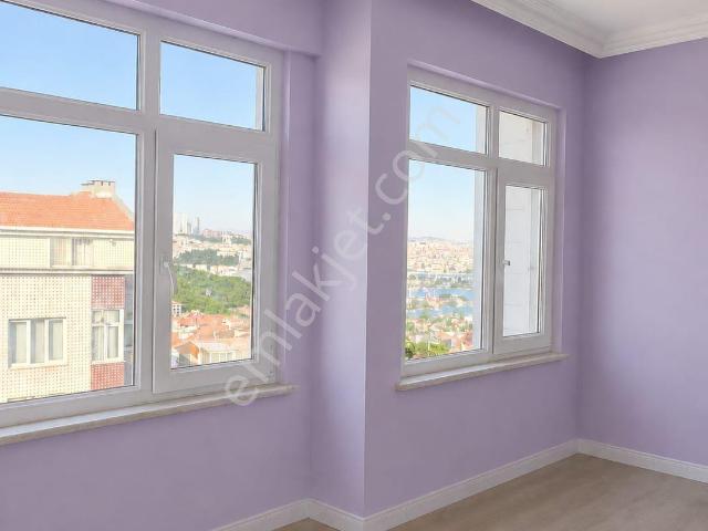 Rami Merkezde 2+1 Ferah 75 M2 Kullanım Alanı Aydınlık Satılık Daire