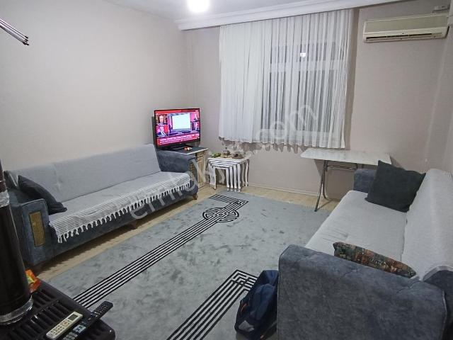 Rami Cuma Mh, Yeşil Çınar Sk'da 1+1, 65m2 Yüksek Giriş Daire