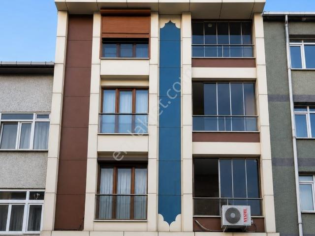 Rami Yeni Mahalle'de Satılık 2+2 Dubleks Daire