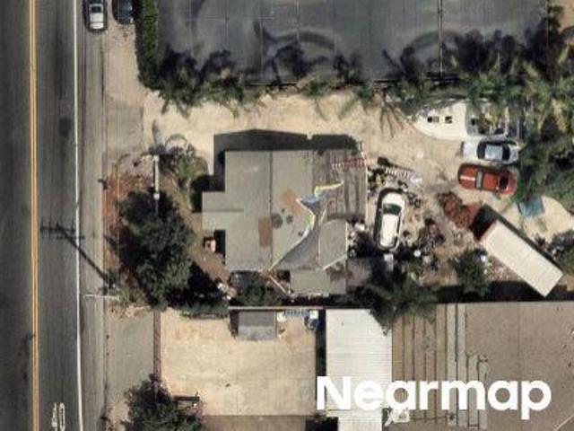 Ramona Ave