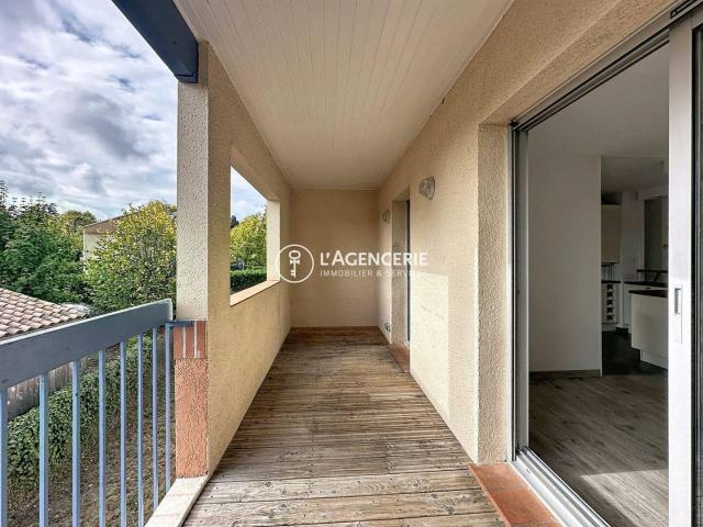 RAMONVILLE T3: TERRASSES, PARKING