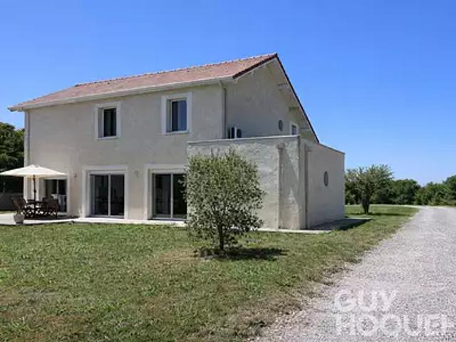Ramous 64270 Achat / Vente maison 6 pièces t6 au dernier étage