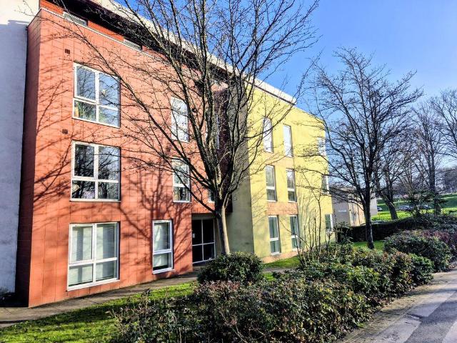 Rampart Road, Leeds 2 bed apartment to rent £1,100 pcm £254 pw