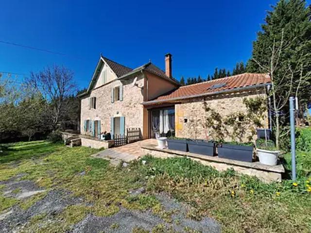 Rampieux 24440 Achat / Vente maison 15 pièces t15 parking