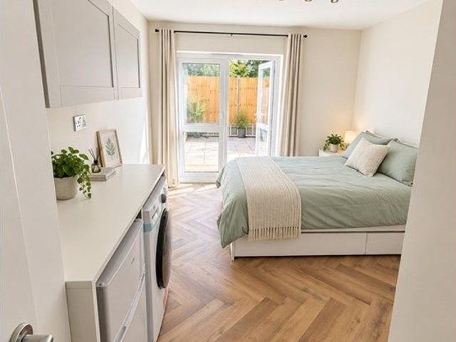 Ramsay Road, London W3, Studio to rent, £1,450 pcm | PrimeLocation