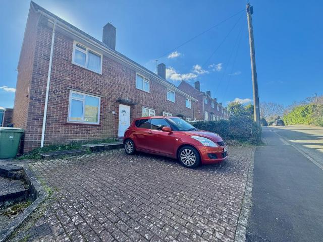 Ramsey Close, NORWICH 4 bed semi detached house to rent £1,800 pcm £415 pw
