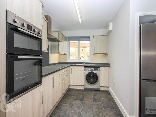 Ranworth, Norwich NR5, 5 bed end terrace house to rent, £2,500 pcm | PrimeLocation