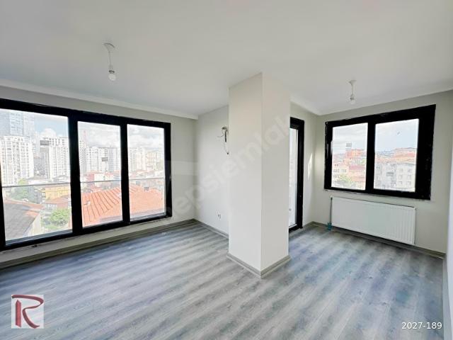 RAN PROJE DEN ÜSKÜDAR YAVUZTÜRK MH SATILIK 2+1 DAİRE