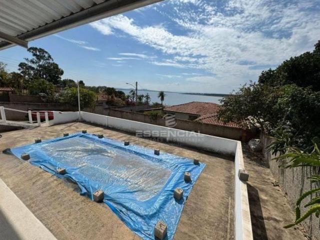 Rancho com 3 dormitórios à venda, 220 m² por R$ 550.000,00 Rio Bonito Botucatu/SP