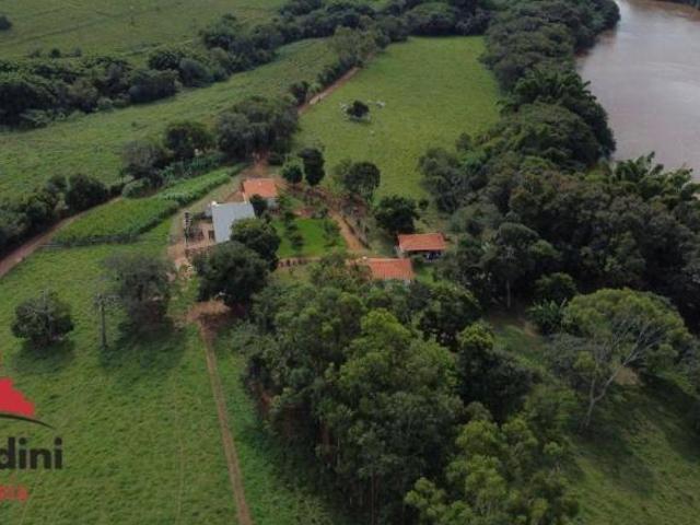 Rancho à venda na cidadede de Paraguaçu MG