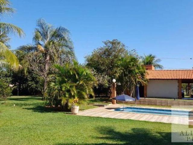 Rancho à venda na Enseada Azul II com 2 suítes e 2 vagas de garagem / Fronteira MG