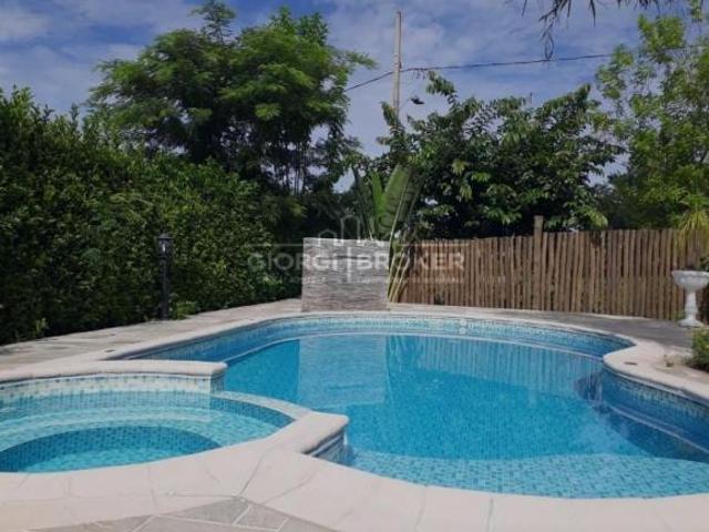 Rancho de luxo em condomínio à venda em Fronteira MG, Bairro Condomínio Rio Grande: 2 quartos, 1 suí