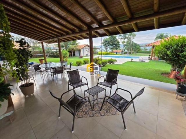 Rancho Exclusivo no Condomínio Garrafão Ibiraci/MG | 5 Suítes | Porteira Fechada | 6.000m²