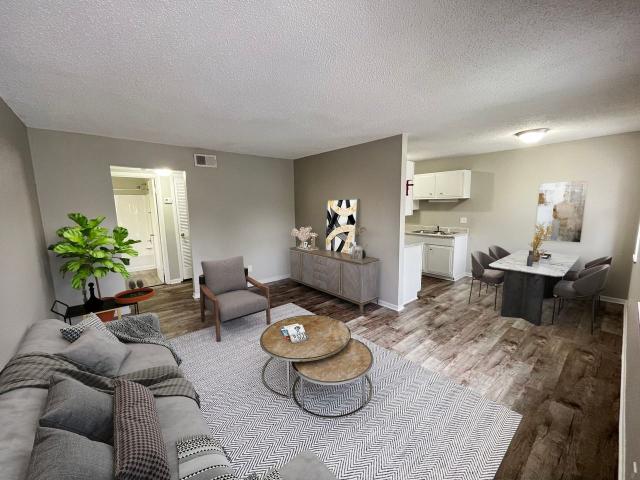 Rand Stockton Apartment Homes 1 Bedroom Apartment for Rent at 5004 Willoway Dr, Knoxville, TN 37912