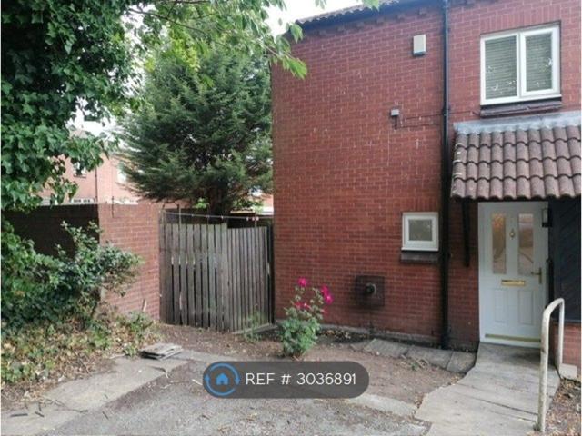 Randall Place, Sheffield S2, 3 bed semi detached house to rent, £895 pcm | PrimeLocation